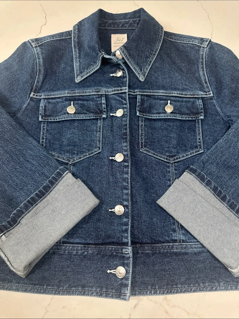 cinq a sept Denim Label Tag on Dark Blue Fabric - Picture 1 of 6